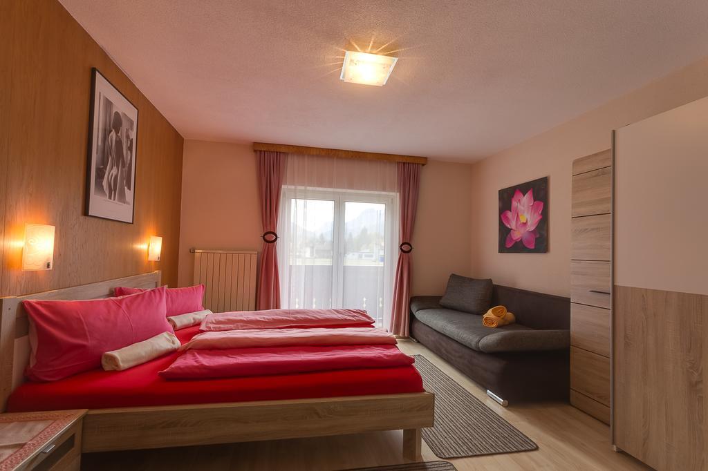 Biancas Ferienwohnung Im Haus Roswitha Tumpen Exteriör bild