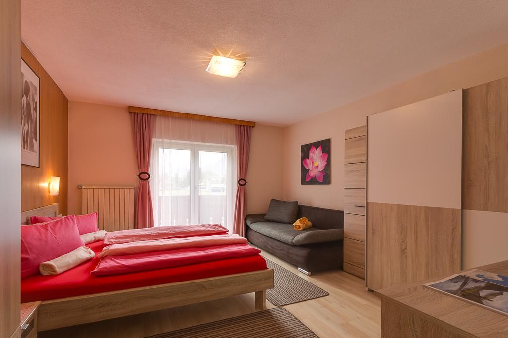 Biancas Ferienwohnung Im Haus Roswitha Tumpen Exteriör bild