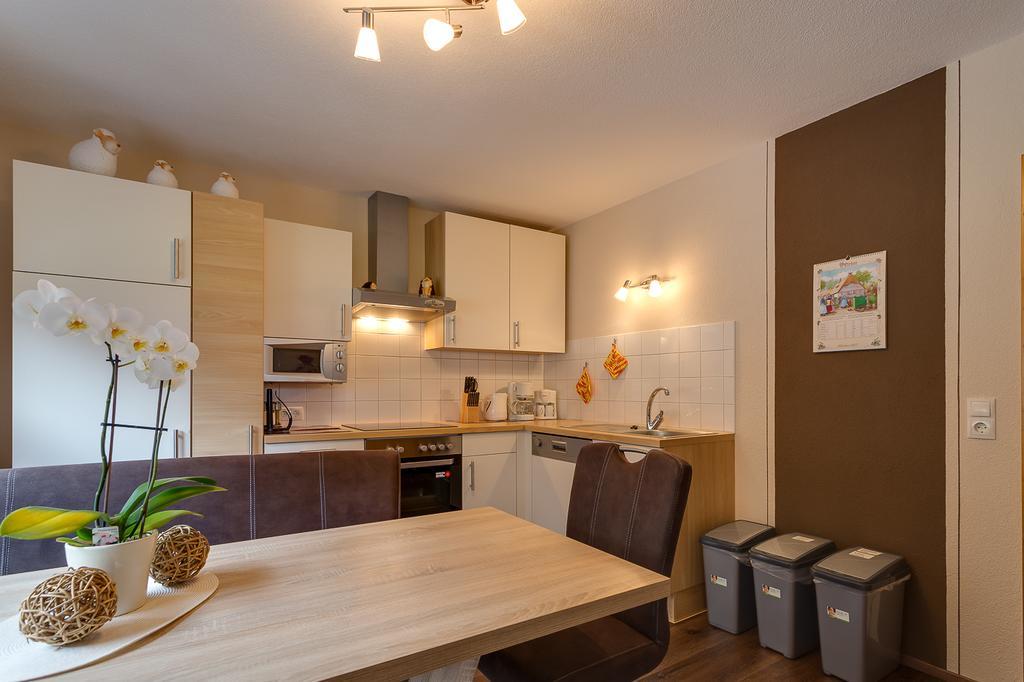 Biancas Ferienwohnung Im Haus Roswitha Tumpen Exteriör bild