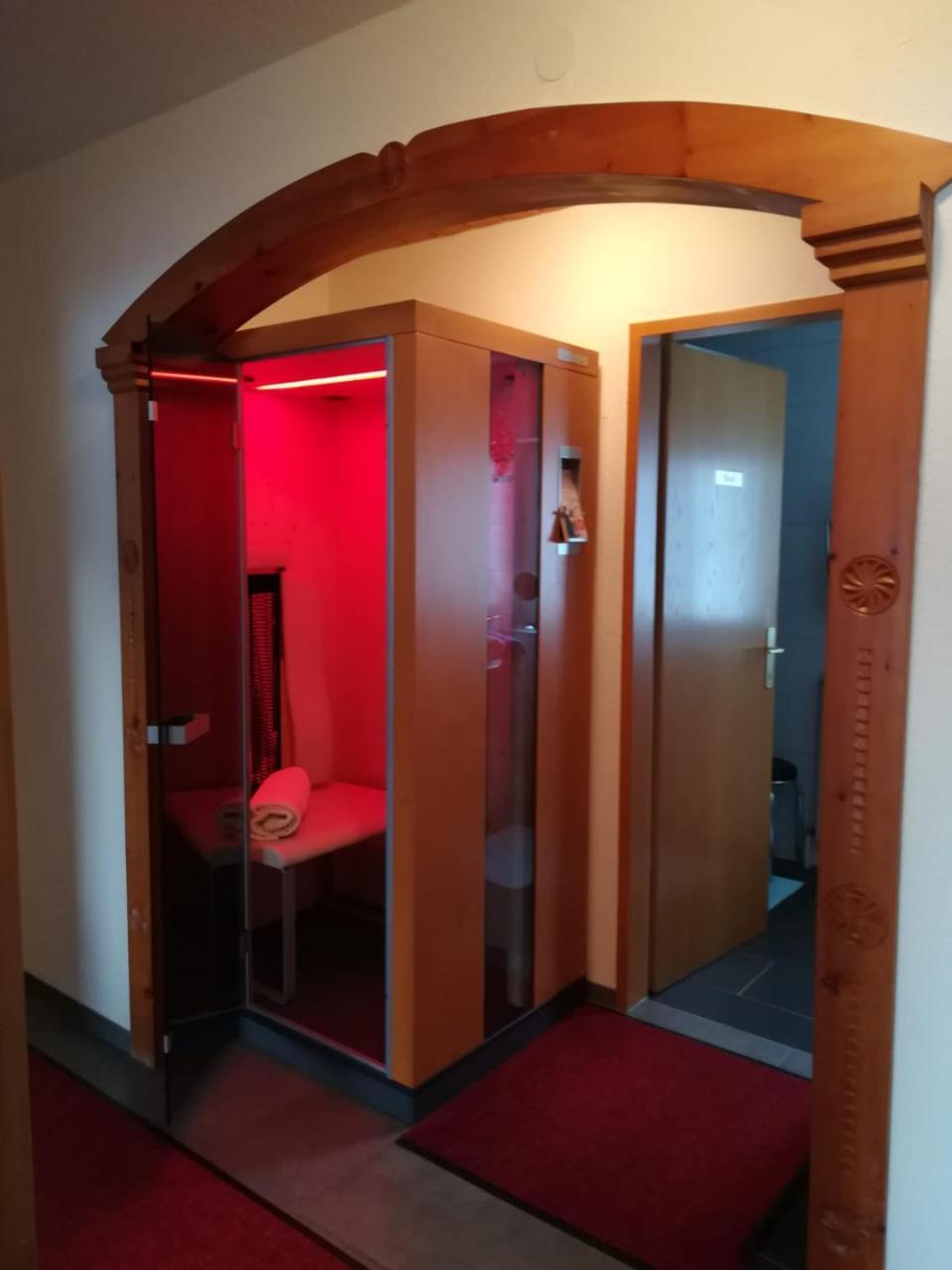 Biancas Ferienwohnung Im Haus Roswitha Tumpen Exteriör bild